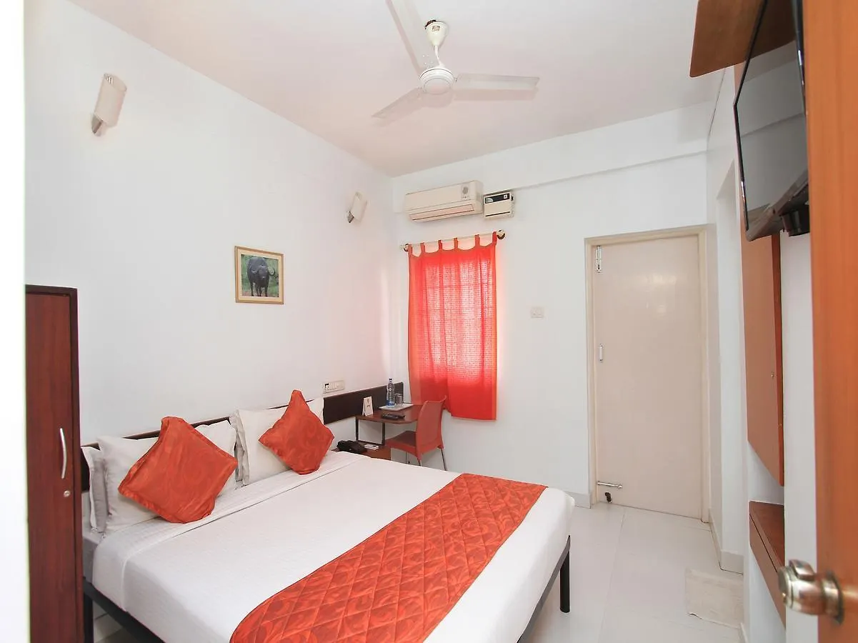 Oyo 1356 Hotel Gokulam Compact Mysore