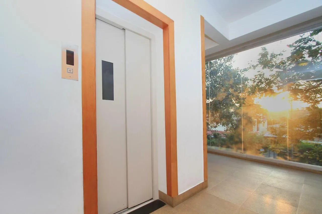 Oyo 1356 Hotel Gokulam Compact Mysore