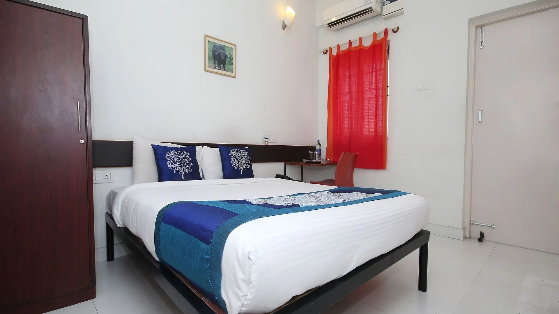 Oyo 1356 Hotel Gokulam Compact Mysore 3*,  India